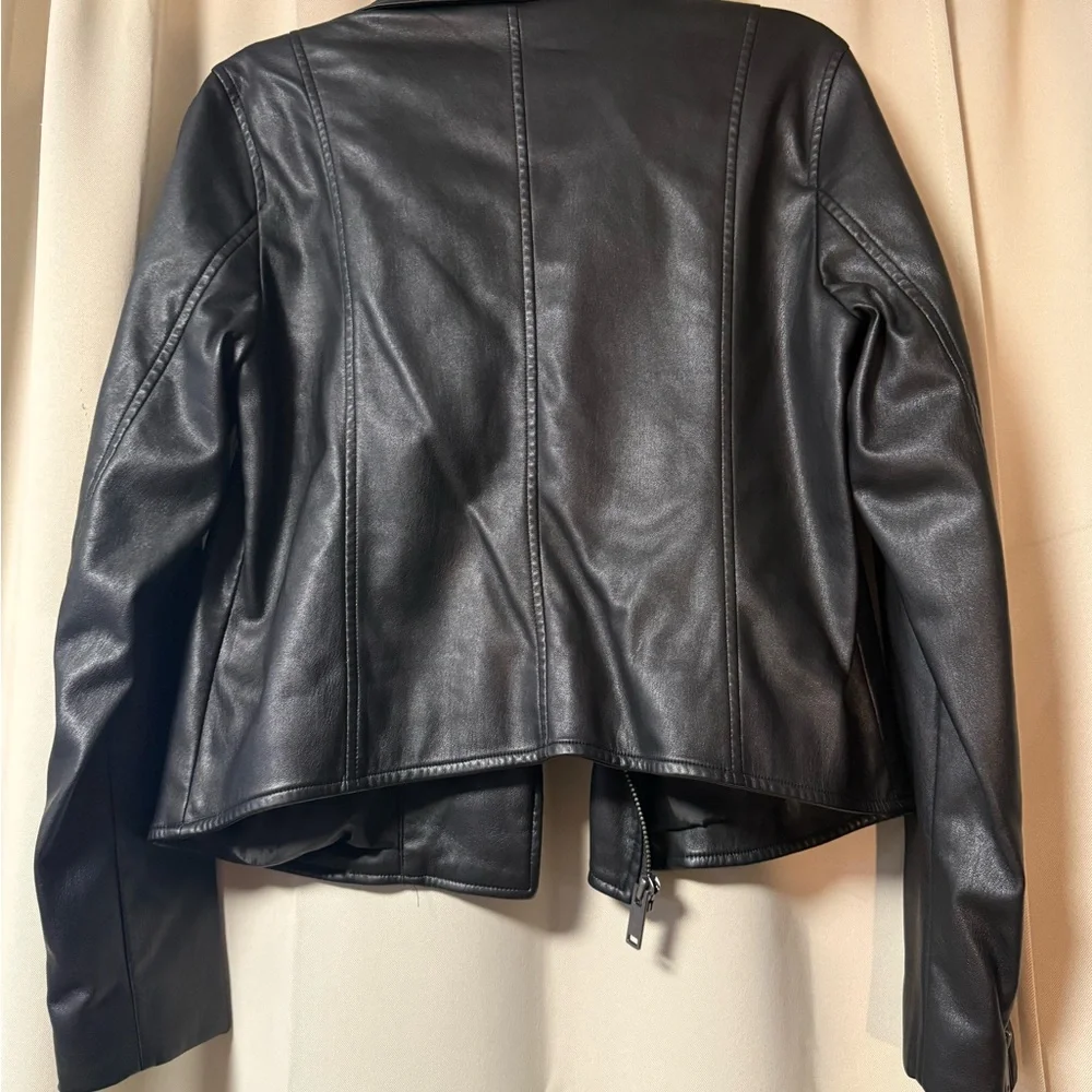GAP Women's Black Faux Vegan Leather Moto Jacket - Picture 2 of 3